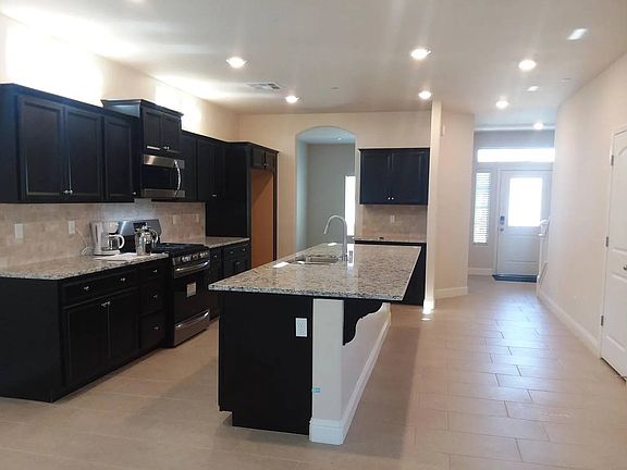 3rd image of 3509 Tawney Oaks Ln
