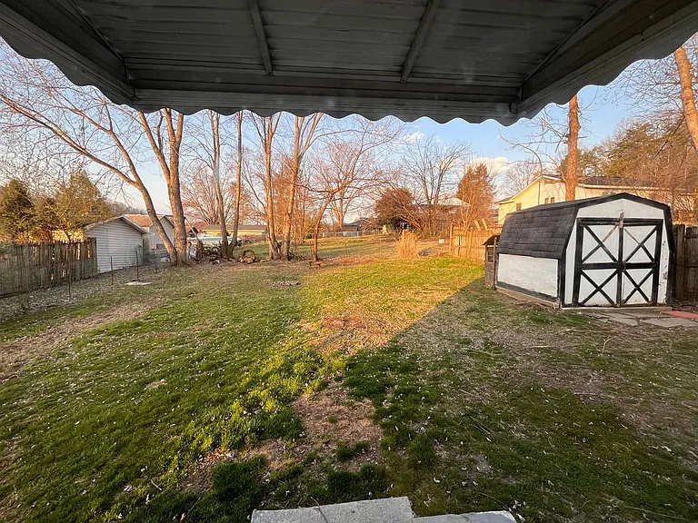 1602 McKinley Ave — Photo 10