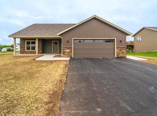 1307 Delmore Dr, Merrill, WI 54452