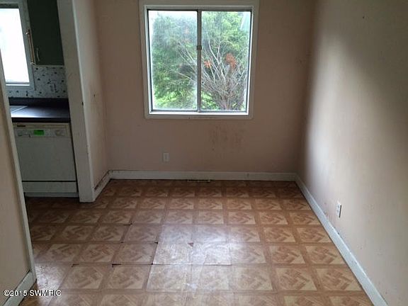 5th image of 3434 Algonquin Dr