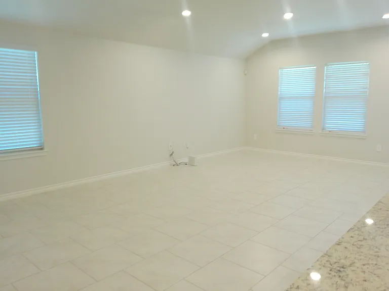 2306 Tranquil Ln — Photo 5