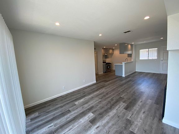 4th image of 311 E Cedar Ave APT 204