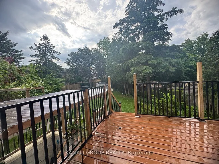 24 Valhalla Ct — Photo 1