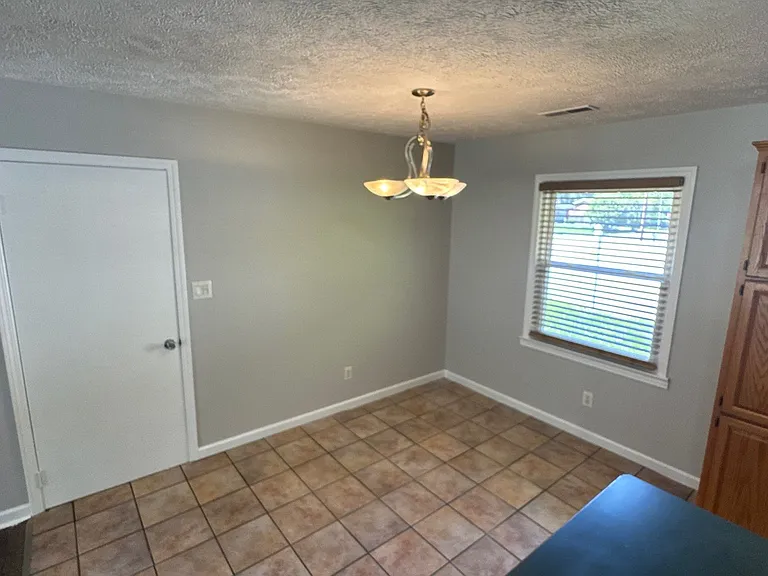 5321 Juanita Ln — Photo 32