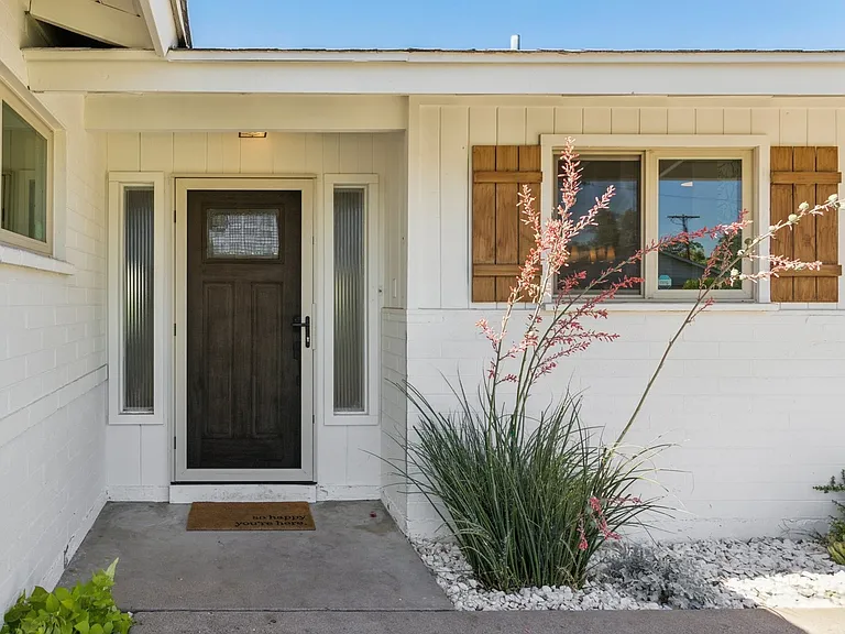 3102 E Whitton Ave — Photo 20
