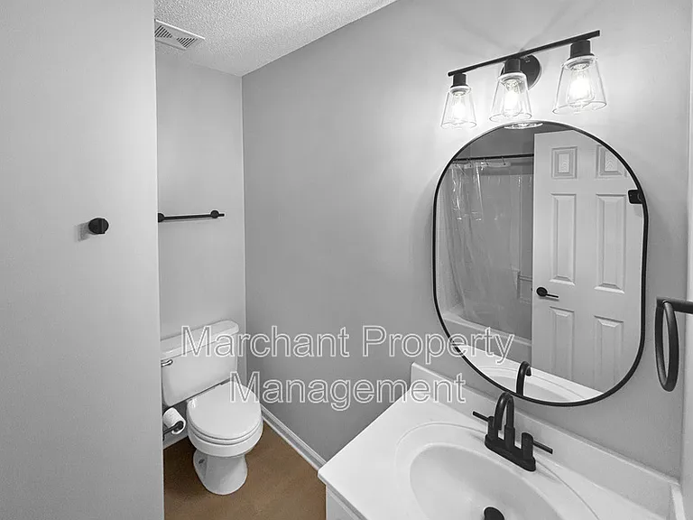 329 Riverside Chase Cir — Photo 25