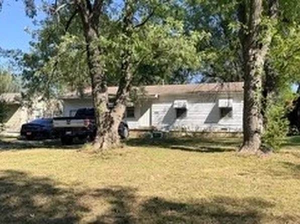 113 N 21st St W, Collinsville, OK 74021