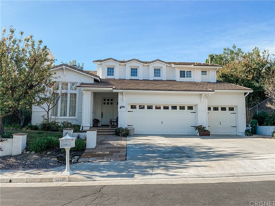 1st image of 23810 Kensington Ct