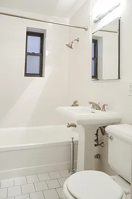 Rented by Stonehenge NYC LLC | media 9