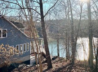 1765 Heron Pointe Dr, Gretna, VA 24557