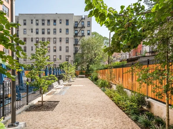 310 Clarkson Avenue image 9 of 16