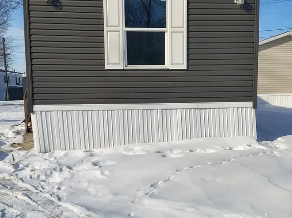 4 Julia St #4J, Flat Rock, MI 48134