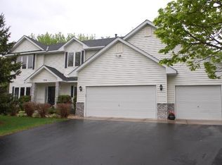 1316 Schooner Way, Woodbury, MN 55125