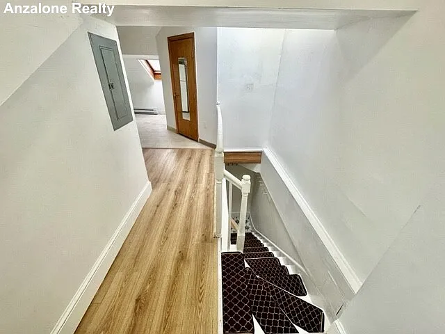 288 Hanover St #1 — Photo 8