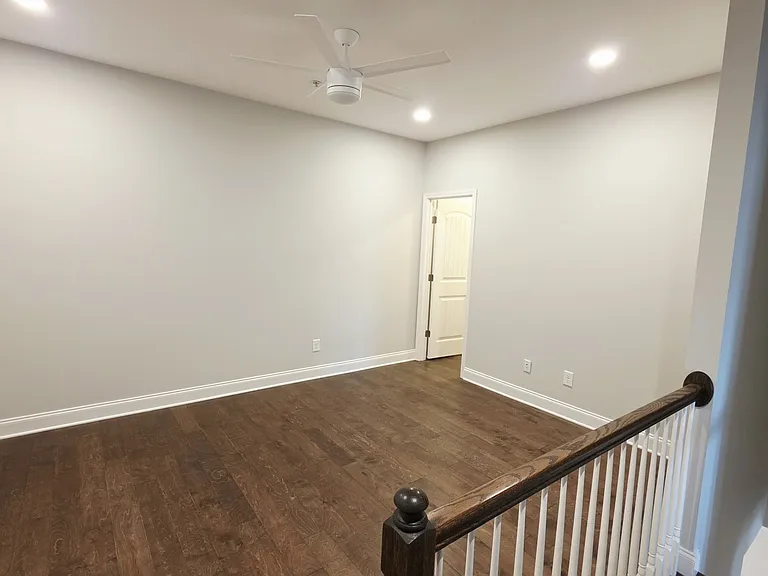 1623 Hampshire Pl — Photo 18