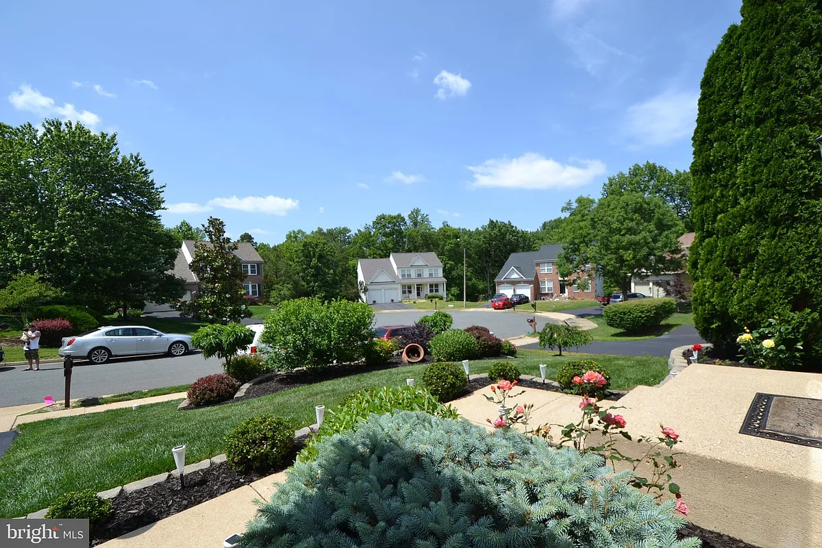 Building Photo - 15209 Warbler Ct