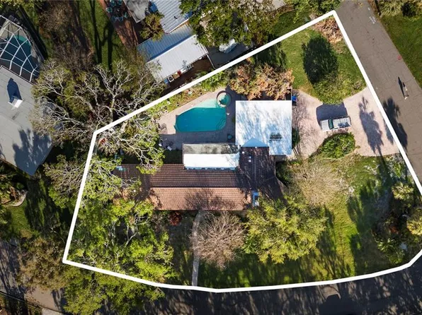 6305 Bahama Shores Dr S, Saint Petersburg, FL 33705