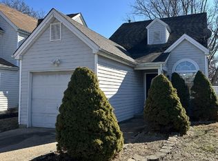 1103 Liberty Gardens Ct, Florissant, MO 63031