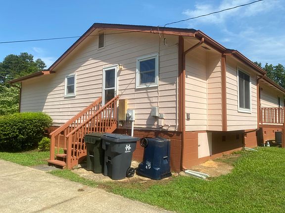 Side Entrance off driveway