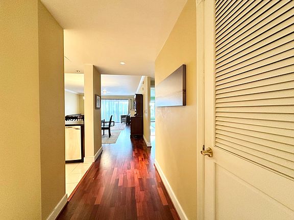 4th image of 5 Park Pl APT 310