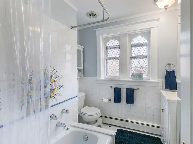 7446 Byron Pl — Photo 5