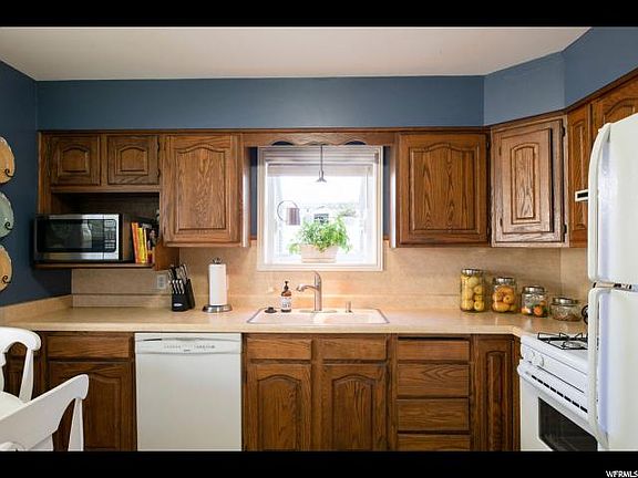 5th image of 343 E Vidas Ave