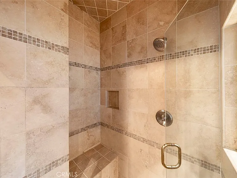 12 San Remo — Photo 29