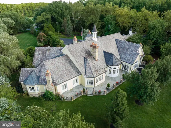 343 Bridgeboro Rd, Moorestown, NJ 08057