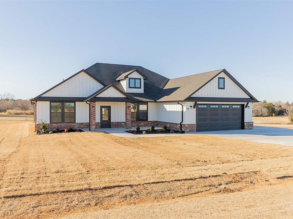 1st image of 9014 S Crooked Oak Dr