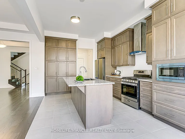 3133 Moss Gdns — Photo 4