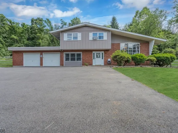 215 Church Rd, Holland Twp., NJ 08848