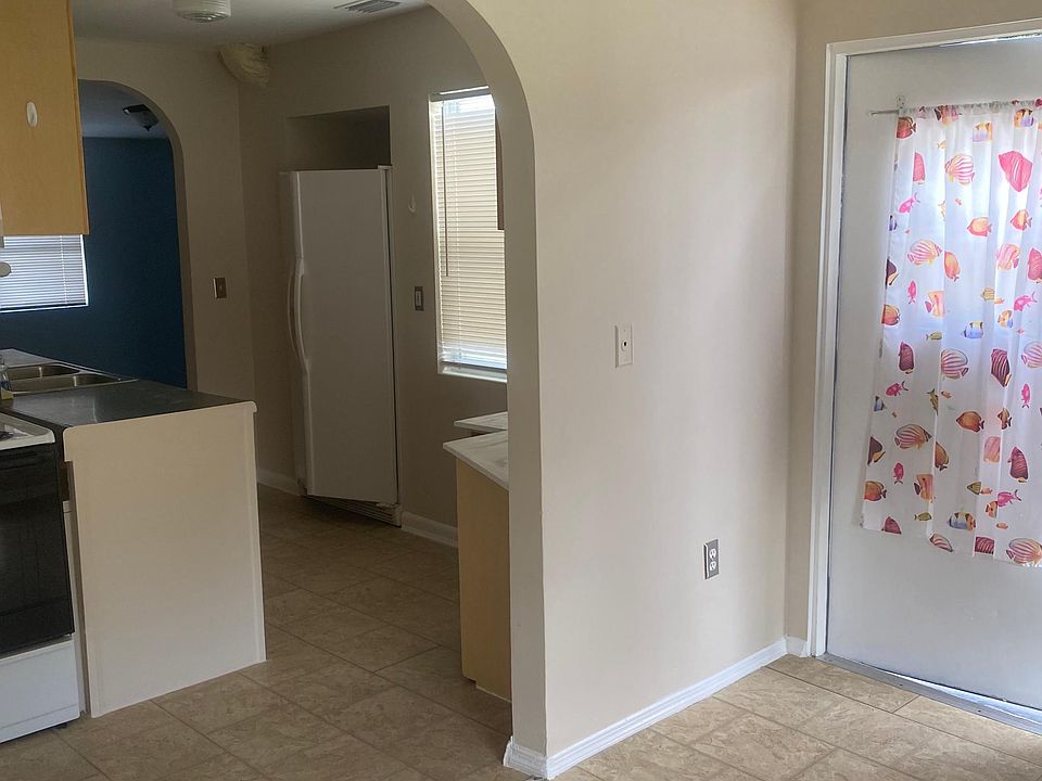 1st image of 4920 40th St N