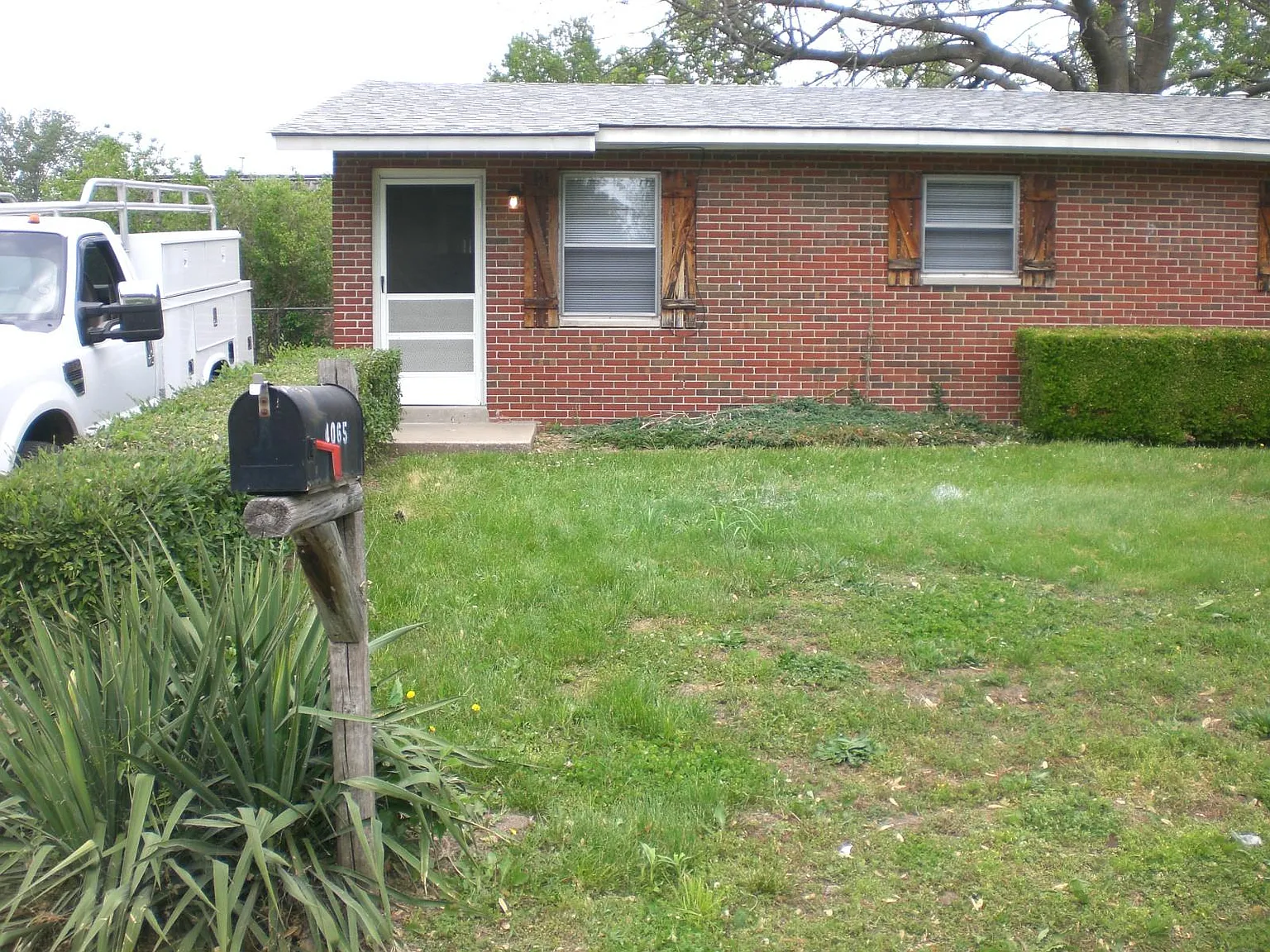 4065 Bruene Ave — Photo 1