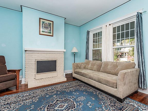 3rd image of 1926 Deer Park Ave