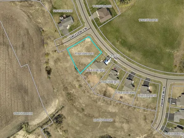 701 Daffodil Ave, Waverly, MN 55390