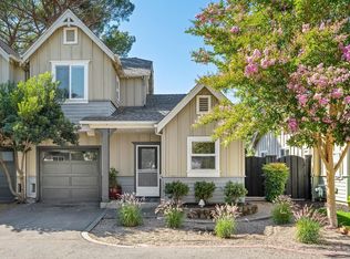 7 Illes Ct, Novato, CA 94945