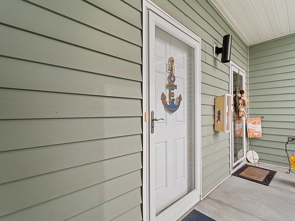 5th image of 70 Addison Cottage Way #221