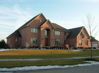 6965 Fieldstone Dr, Burr Ridge, IL 60527