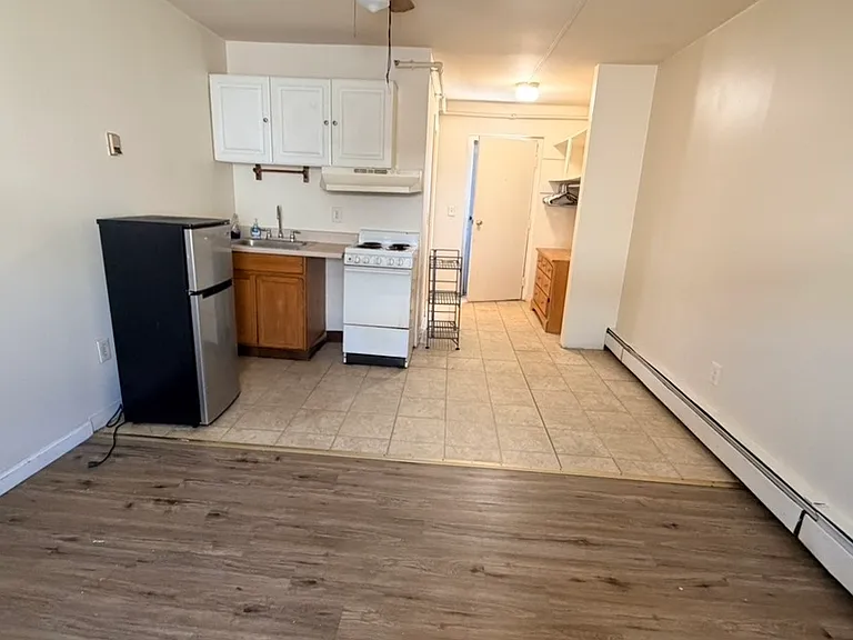 4 Mill St #5 — Photo 2