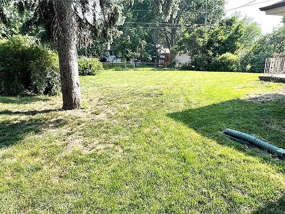 5th image of 3430 Auburn Dr