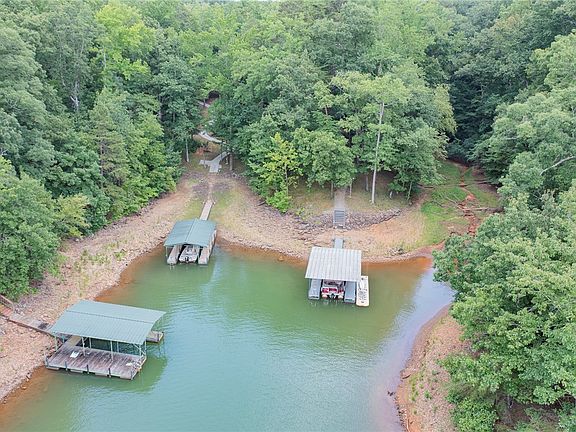 3rd image of 125 Inlet Pointe Dr