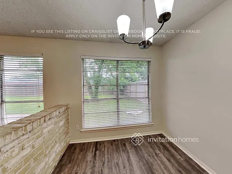 2835 Pilgrims Point Dr — Photo 4