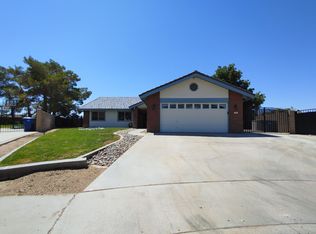 901 Sol Ct, Ridgecrest, CA 93555