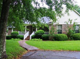 14 Justin Adam Dr, Ellisville, MS 39437