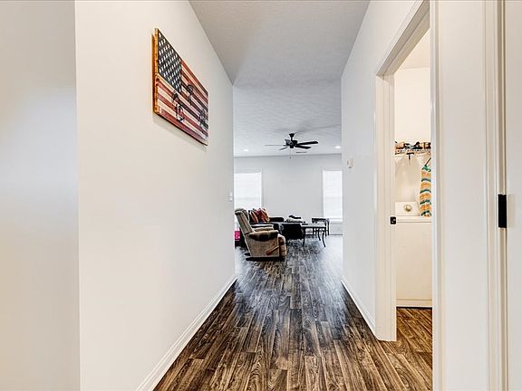 5th image of 3952 Brookfield Dr
