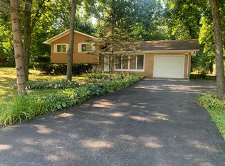 4513 David Ln, Crystal Lake, IL 60014