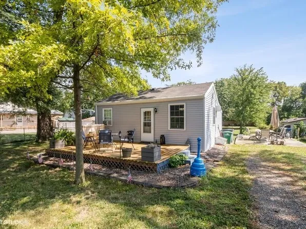 5515 NW 4th Ct, Des Moines, IA 50313