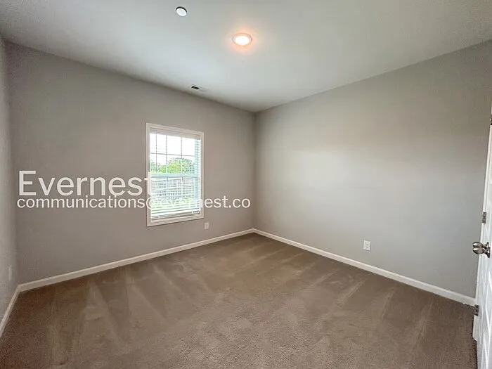1307 Ventura Ln — Photo 12