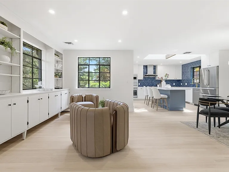 180 Eliot St — Photo 10