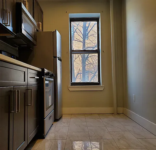 3420 Newkirk Ave #4R — Photo 1